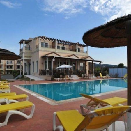 Thinalos Aparthotel Acharavi  Exteriér fotografie