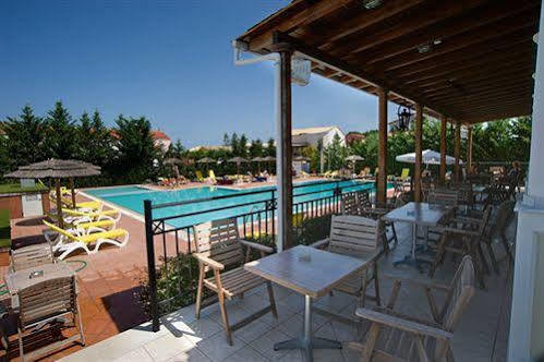 Thinalos Aparthotel Acharavi  Exteriér fotografie