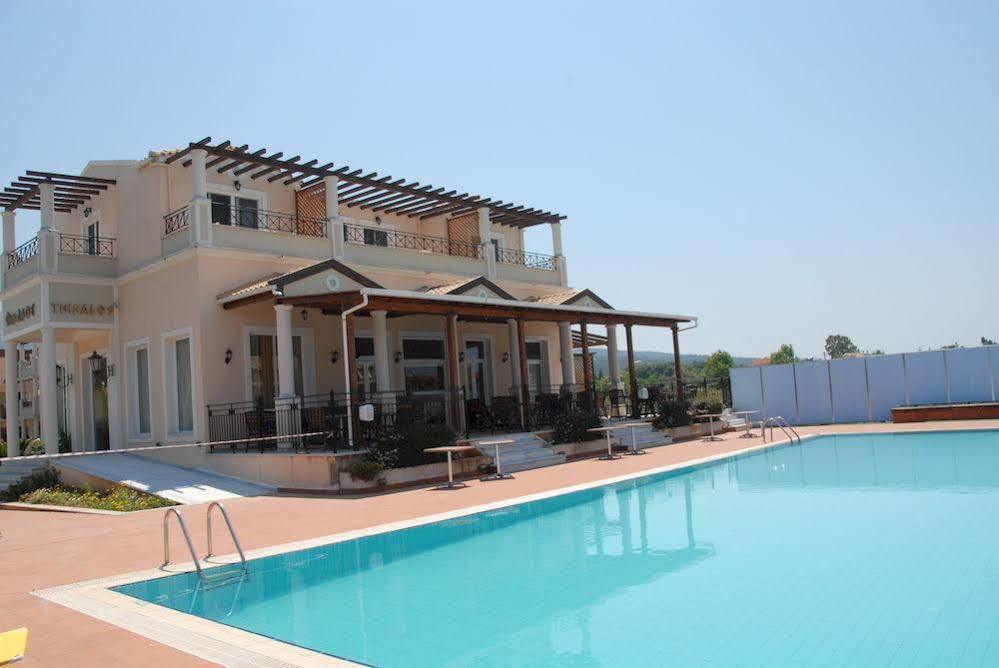 Thinalos Aparthotel Acharavi  Exteriér fotografie